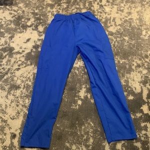 Sz med scrub pants by Bannock Court